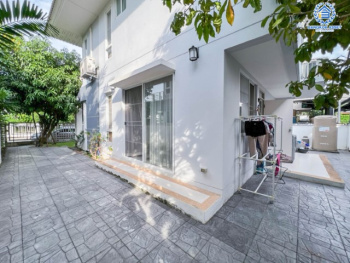 *****บ้านเดี่ยวมือสอง ม.สัมมากร อเวนิว ชัยพฤกษ์-วงแหวน1 เนื้อที่กว่า 52 ตร.ว. ฟังก์ชันครบ 3 ห้องนอน 2 ห้องน้ำ 2 ที่จอดรถ บ้านสวย สภาพดีมาก พร้อมเข้าอยู่ แถมฟรี !! เครืองปรับอากาศ 2 เครื่อง+เครื่องทำน้ำอุ่น 2 เครื่อง ตอบโจทย์ทุกครอบครัว บนทำเลเดินทางสะดวก เข้าสู่ใจกลางเมืองได้อย่างสะดวกสบาย ใกล้ทางด่วนอุดรรัถยาและรถไฟฟ้าสายสีม่วง สถานีคลองบางไผ่